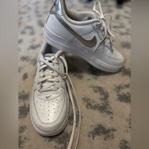 Nike Metallic Air Force 1 Low "Martian" youth size 3y